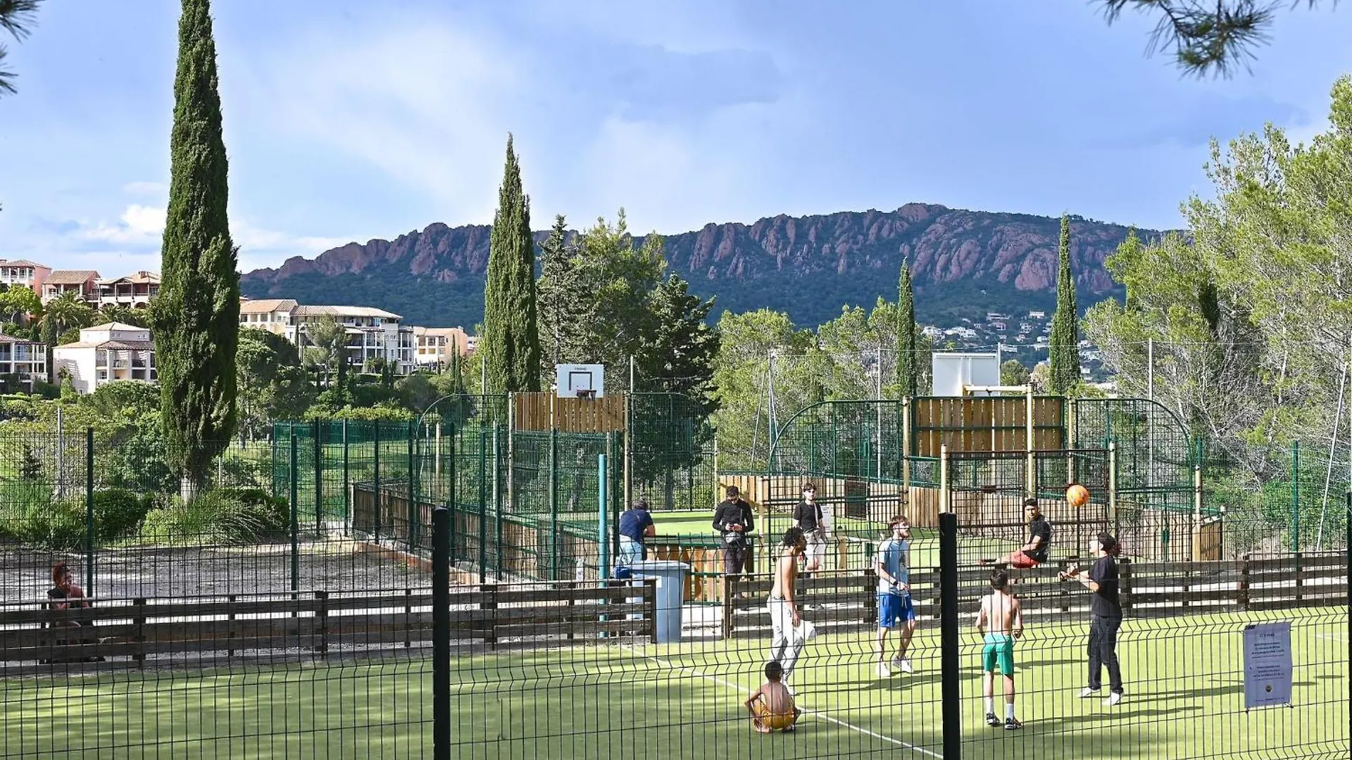 Apartment Village Cap Esterel - L'Esquinade-109 By Interhome Saint-Raphael